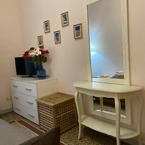 Emi House Re Di , Intero - 80 Mq Apartamento
