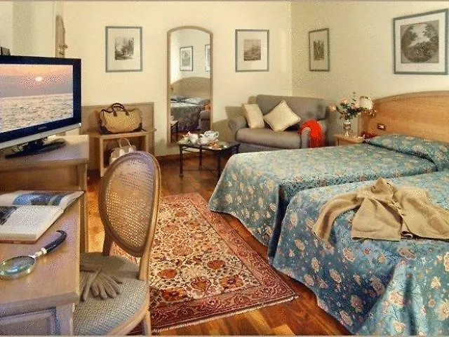 Hotel Santa Costanza By Omnia Hotels Rome
