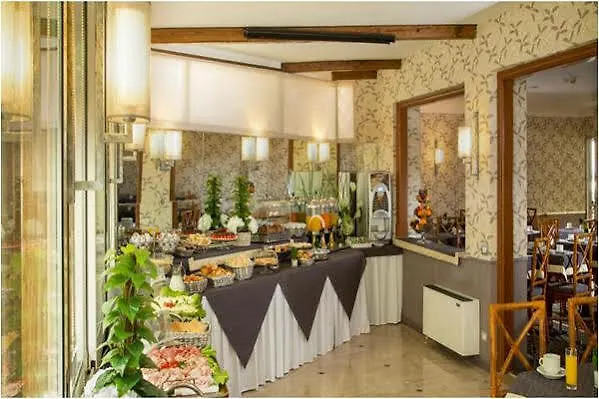Hotel Santa Costanza By Omnia Hotels Rome